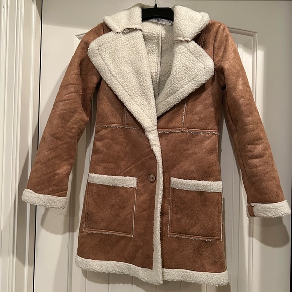 Link Landscape Jackets & Blazers - Link Landscape Faux Suede Sherpa Trimmed Jacket size medium